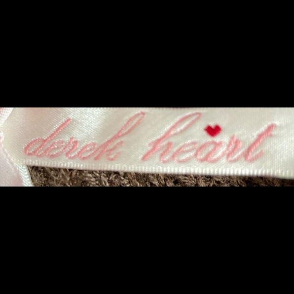 Derek Heart Women's Knit Turtleneck Sweater M Solid Brown Cap Sleeves Hip Length - Picture 2 of 8